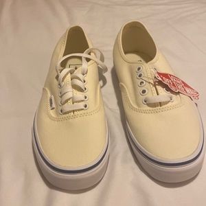vans authentic cream white